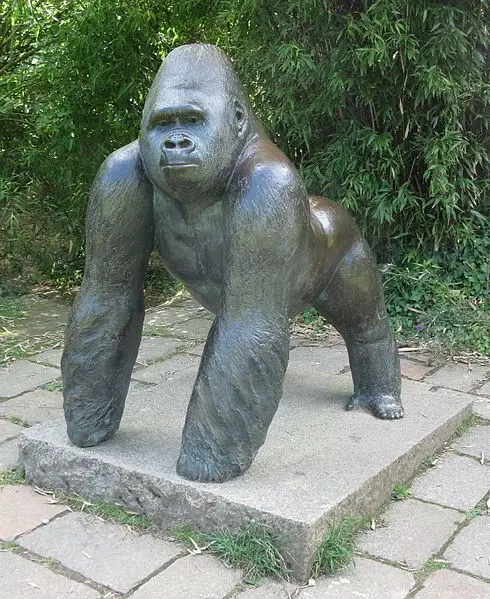 Statue of Jambo by Ralph Brown at Durrell Wildlife Park