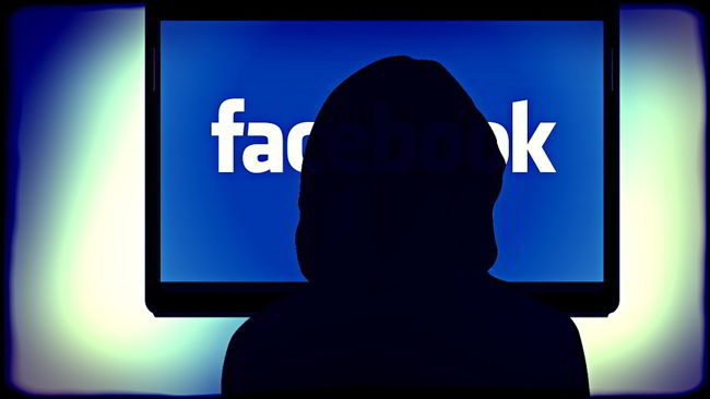A woman burned down her friend's house because she had unfriended and blocked her on Facebook. 2 pixabay.com