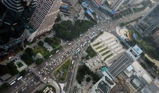 On August 14, 2010, in China, world's longest traffic jam occurred which was about 60 miles long and lasted for nearly 10 days. 2 wikimedia