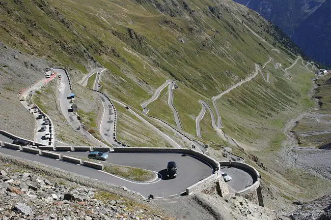 10 Roads To Drive Before You Die 10 Frisia Orientalis/wikimedia