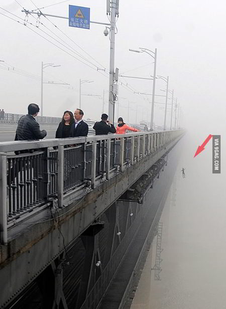 10 OMG Moments Caught on Camera 5 9gag